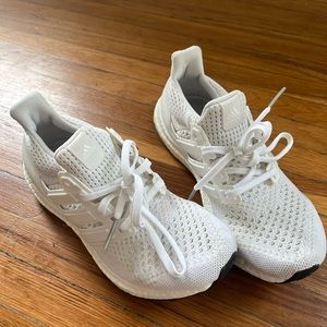 Adidas Ultra Boost Womens/Girls Size 4